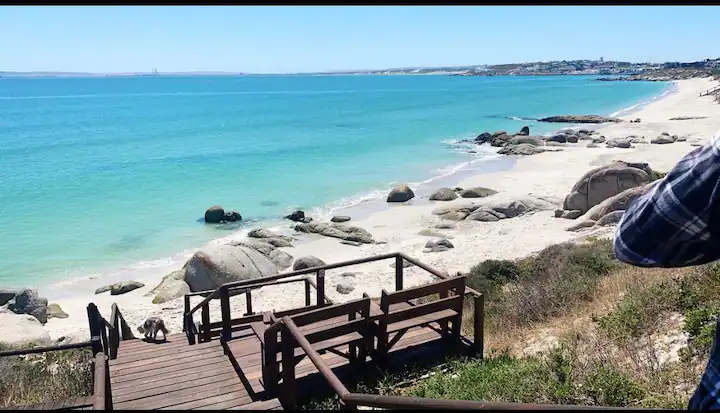 To Let 4 Bedroom Property for Rent in Langebaan Western Cape